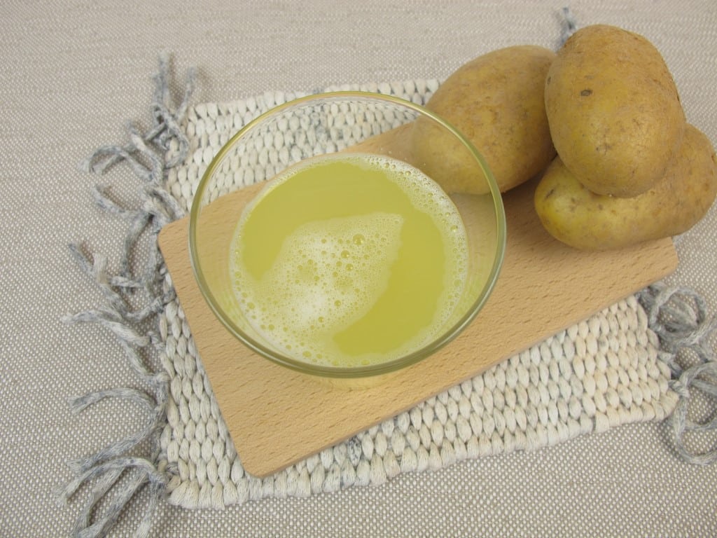 Boire du jus de pomme de terre en cas de douleurs d'estomac